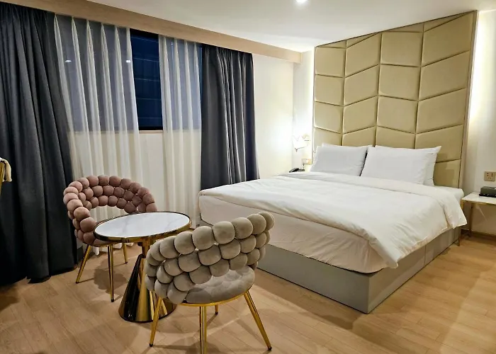 酒店 Daeyeon Grandis 3*